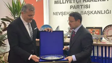 Bakan Gürlek MHP İl Başkanlığı'nı Ziyaret Etti