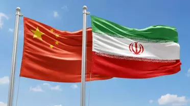 Çin, İran'daki Vatandaşlarını Uyardı