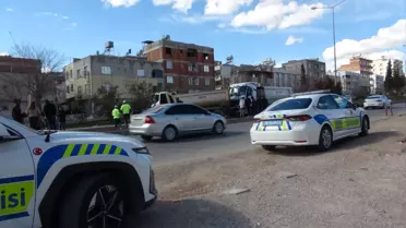 Kilis'te Hafriyat Kamyonu Çarpıştı: 1 Yaralı