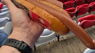 Fener maçında satılan sosisliye bakın 