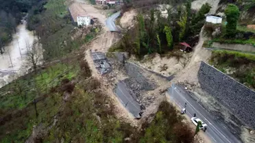 Akkuş-Niksar Karayolu'nda Heyelan