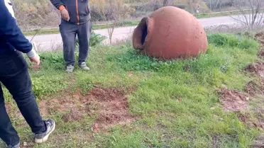 Bilecik'te bin 800 yıllık küpler gün yüzüne çıktı