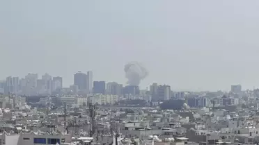 İran, Bahreyn'deki ABD Üssünü Füzelerle Hedef Aldı