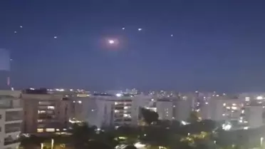 İran misilleme saldırısı başlattı! Füzeler İsrail semalarında