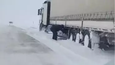 Kars'ta Kar Kazaları: Yaralı ve Maddi Hasar