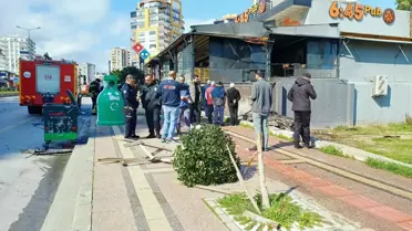 Mersin'de Takla Atan Araç Alev Aldı