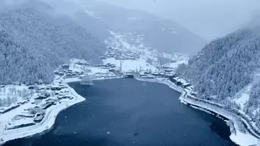 Uzungöl Karla Beyaza Büründü