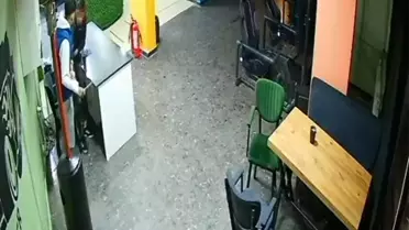 Afyon’da Internet Kafede Bıçaklı Saldırı