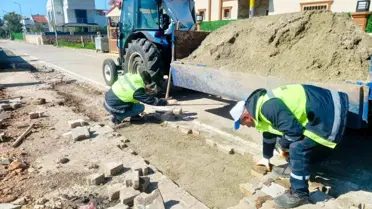 Didim Belediyesi Akbük'te saha çalışmalarını sürdürüyor