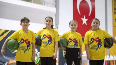Dördüz Kardeşler Basketbolda Büyüyor