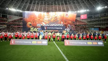 Fenerbahçe'de sakatlık kabusu bitmiyor: Semedo oyuna devam edemedi