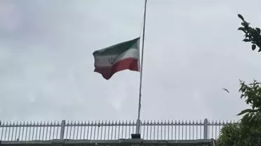 İstanbul'da İran Konsolosluğu'nda yas: Bayrak yarıya indirildi