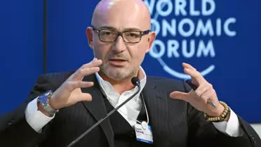 İş insanı Ferit Şahenk Dubai'de mahsur kaldı