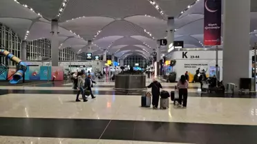 İran Hava Sahasını Kapattı, 227 Uçuş İptal Edildi