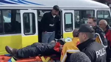 Minibüsten Düşen Yaşlı Adam Hayatını Kaybetti