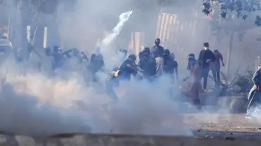 Pakistan'daki ABD konsolosluğu önünde protesto: Can kaybı 21'e yükseldi