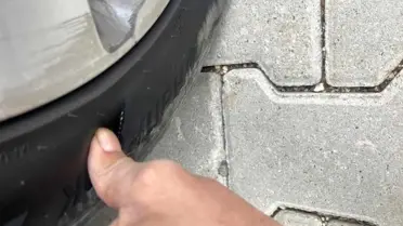 Adıyaman'da Araç Lastikleri Kesildi