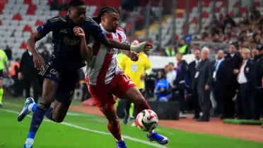 Antalyaspor - Fenerbahçe Maçı 2-2 Beraberlikte Tamamlandı