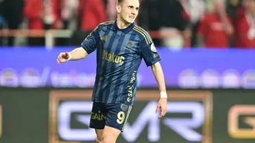 Zirve yarışında fark 4'e çıktı! Fenerbahçe'den üst üste ikinci puan kaybı