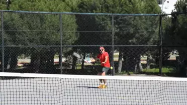 Erol Demir'den Rekor ve Kadınlar Günü Kutlaması