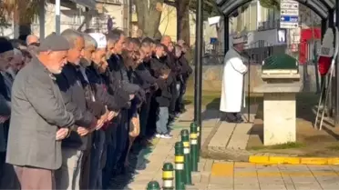 Bursa'da 7 Yaşındaki Gökçe Şentürk'ün Cenazesi