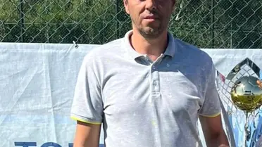 Eski Futbolcu Hakan Erken Kalp Krizi Geçirerek Hayatını Kaybetti