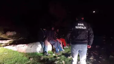 İzmir'de İHA ile 22 Düzensiz Göçmen Yakalandı