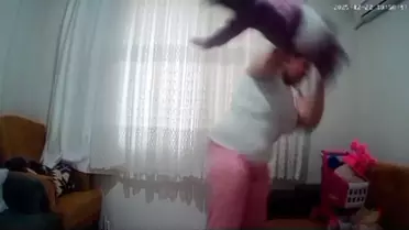1 yaşındaki bebeğine şiddet uygulayan anneye 6 yıl hapis