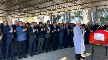 72 yaşında hayatını kaybeden emekli Vali Yardımcısı son yolculuğuna uğurlandı