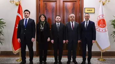 Adalet Bakanı Gürlek, DEM Parti Heyetiyle 'Terörsüz Türkiye' sürecini görüştü