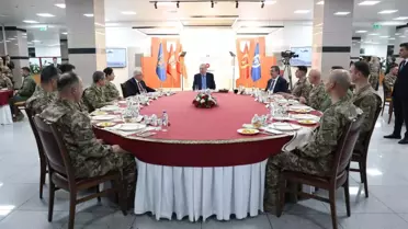 Cumhurbaşkanı Erdoğan, Özel Kuvvetler Komutanlığı'nda Mehmetçikle iftar programında bir araya geldi