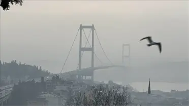 İstanbul'da bazı vapur seferleri sis nedeniye iptal edildi