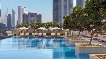 Dubai'de lüks otellerin gecelik fiyatı dibe vurdu