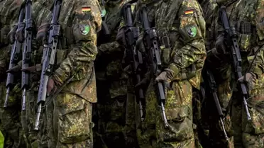 Almanya savaşa mı katılıyor? Savunma Bakanı alınan kararı duyurdu