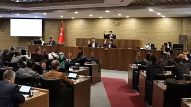 Kütahya Belediye Meclisi'nde 57 gündem maddesi görüşüldü, 4 madde reddedildi
