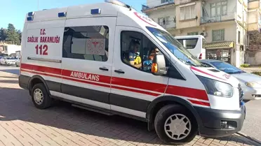 Manavgat'ta Motosiklet ile Midibüs Çarpıştı