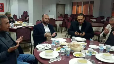 Öksüz ve yetimler için gönülleri ısıtan iftar