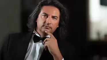 Ünlü şarkıcı Çelik'ten Ramazan günü mest eden hareket