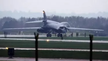 Savaş büyüyor! Avrupa ülkesi kapıları açtı, ölüm makinesi üsse indi