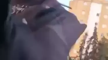 Adana'da trafikte tartıştıkları sürücünün önünü kesip aracın camını yumrukladılar