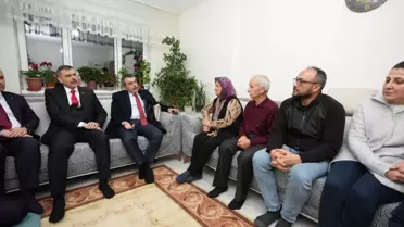 Bakan Tekin ve Bakan Çiftçi, cinayete kurban giden Fatma Nur öğretmenin ailesine taziyede bulundu