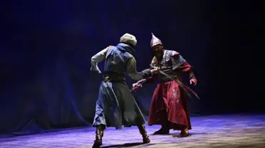 Timur ve Yıldırım Tiyatrosu Erzurum'da Sahnelendi