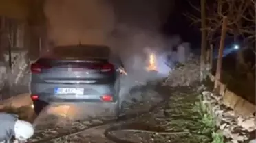 Osmaniye'de park halindeki otomobilde çıkan yangın söndürüldü