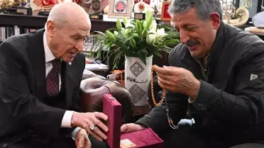 Yönetmen Gani Rüzgar Şavata, MHP Lideri Bahçeli'yi ziyaret etti