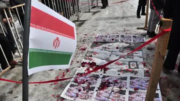 Kars'ta İran'a Saldırılar Protesto Edildi