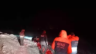 Ağrı'da Kar Kazası: 4 Kişi Kurtarıldı