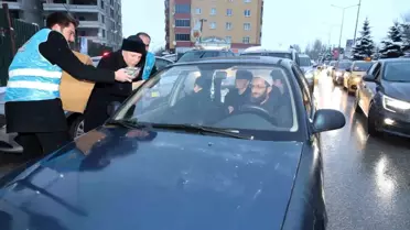 Başkan Sekmen 'İftara 5 Kala' iftariyelik dağıttı