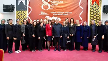 Darende'nin kadınları iftarda bir araya geldi