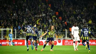 Fenerbahçe, Samsunspor'u Geçerek 3 Puan Aldı