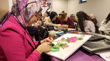 Kartal'da 8 Mart dayanışması: Emekçi kadınlar atölyelerde buluştu